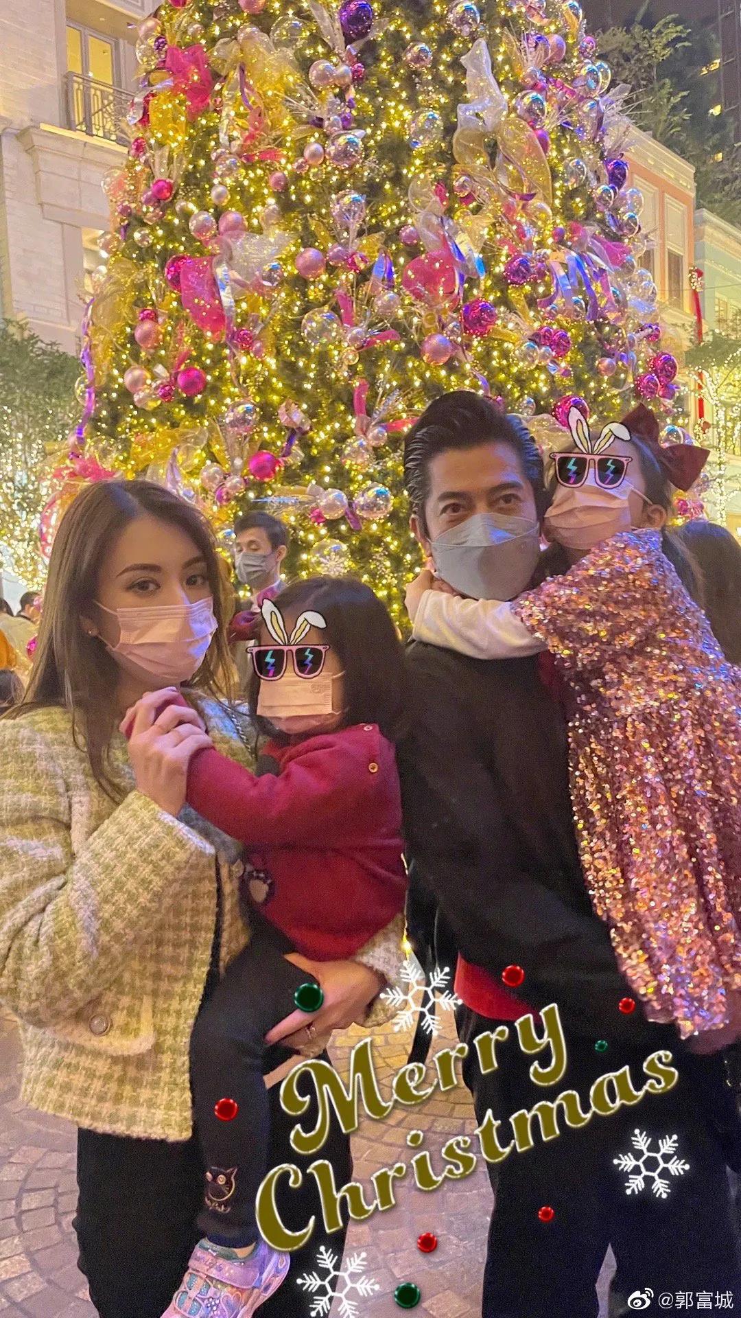 郭富城|郭富城跨年晚会台上劲歌热舞，方媛抱女儿台下打气，同框方式有爱