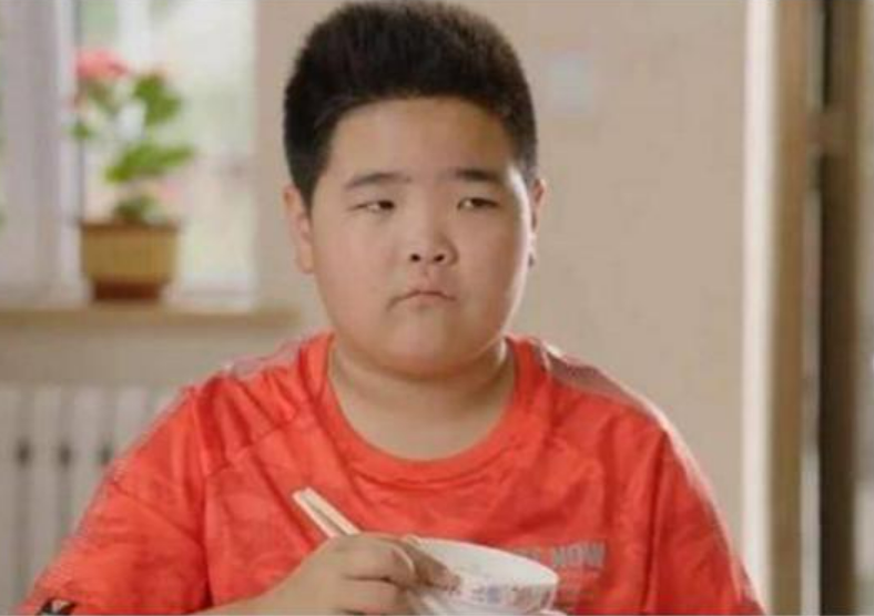 萱爸育儿经|幼儿园的冷暴力正在蔓延，孩子有苦难言，家长被老师假意哄骗