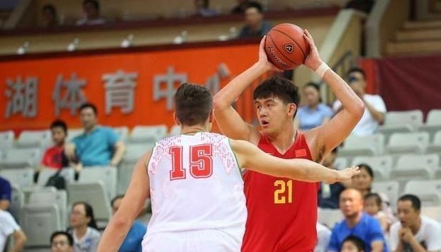 新疆男篮|正式离队！2米12大中锋告别新疆男篮 或加盟CBA新军