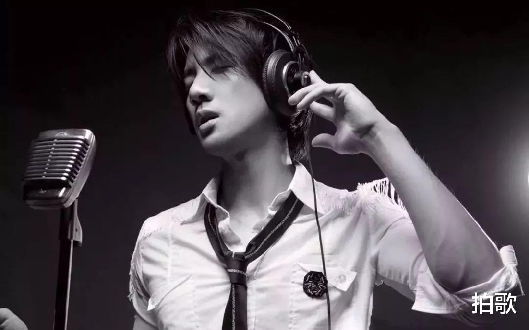 周杰伦|周杰伦：娱乐圈最不能接受他塌房的男人，只要他好好生活就好