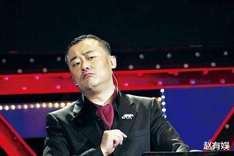 孟非|10年间面对美女如云，他却只爱老婆，粉丝：常在河边走就是不湿鞋