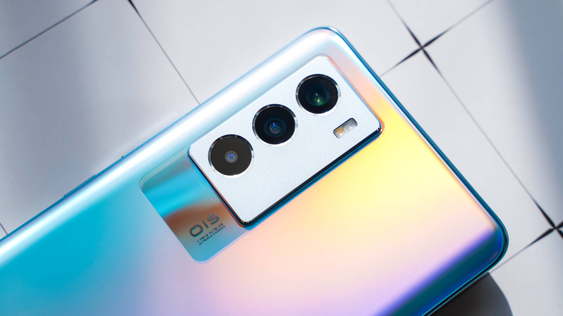 删除|年轻人必选的2.5k档神机！iQOO Neo5S为何让人爱不释手