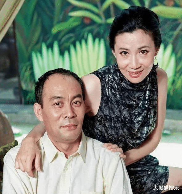 白宇|10位零绯闻的老戏骨，个个都和原配白头到老，最长的相守65年
