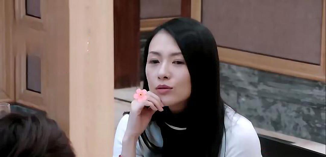 小苹果|一直觉得汪峰的女儿小苹果像一位女演员，现在终于找到了