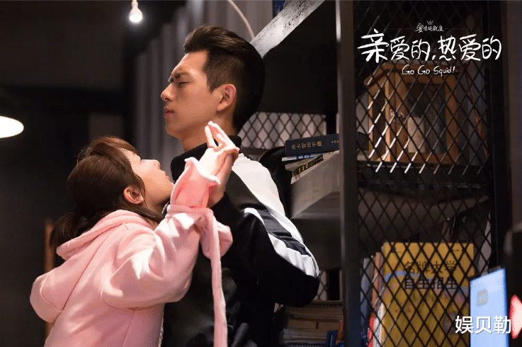 吴京|昔日童年女神，如今演妈妈上瘾，两次与胡一天成“母子”！