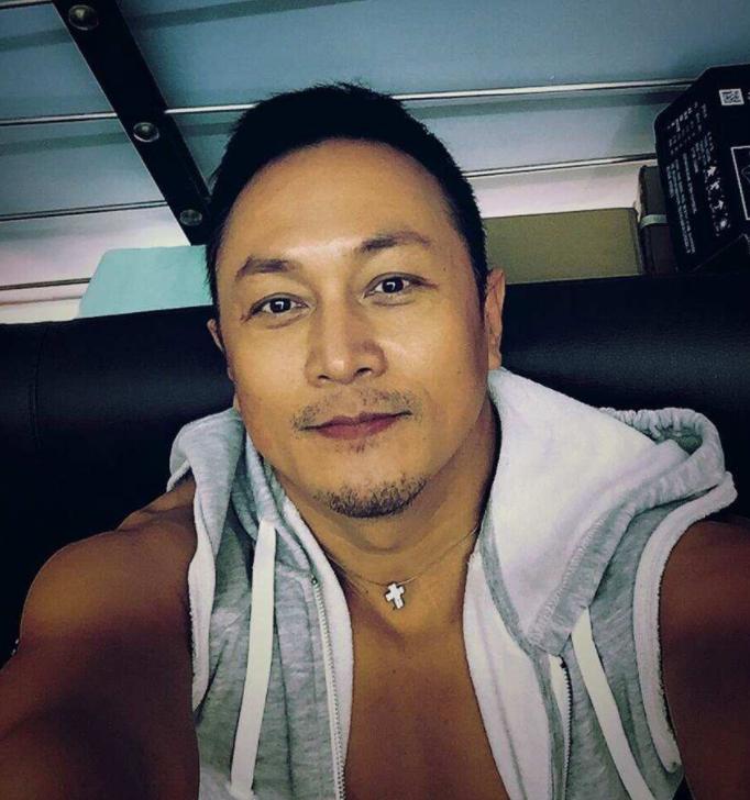 赵擎|最惨影帝赵擎：6个孩子不是亲生，遭前妻骗5000万，51岁不敢再婚