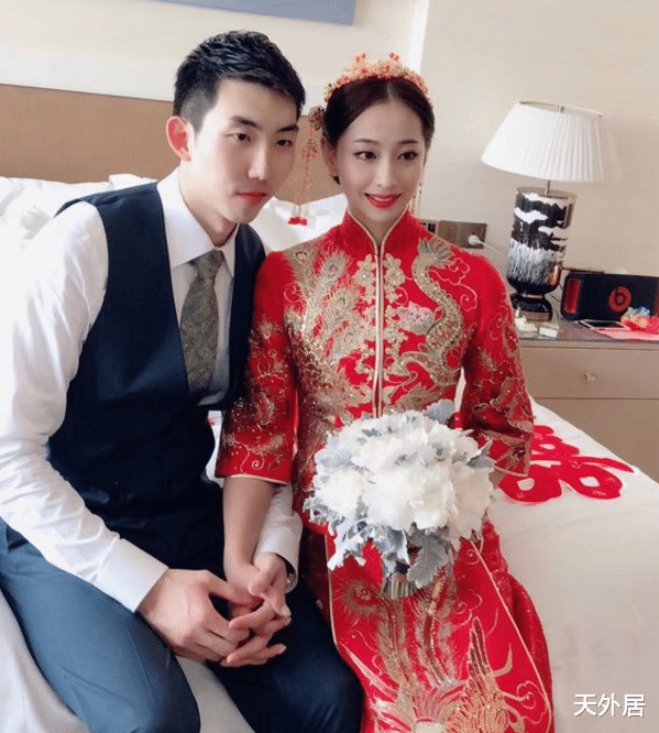 女排|前中国女排国手嫁CBA男篮球员，今孩子2岁了！基因强，父子太像了