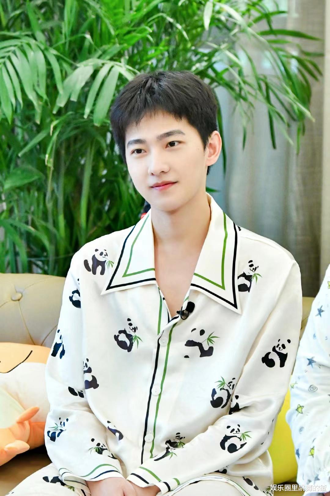 杀青|《青春环游记3》：老嘉宾疑似抱团，宋小宝难融入，杨洋也很尴尬