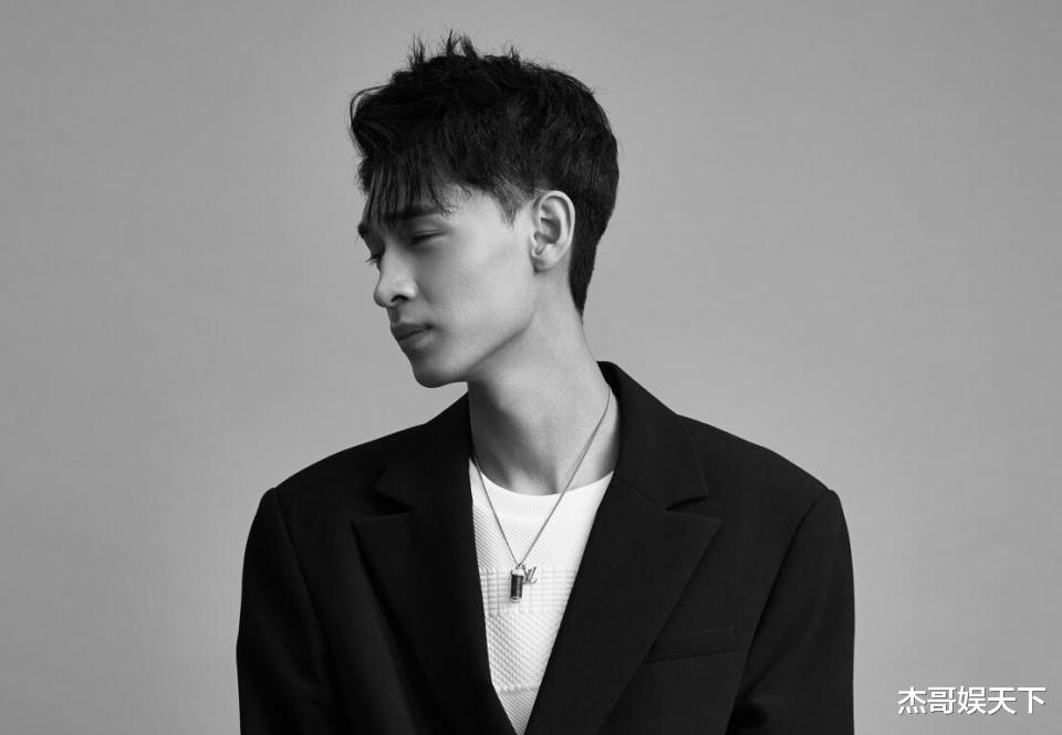 张九南|张九南晒照解开了观众最大的疑惑，网友开始有点心疼周九良了