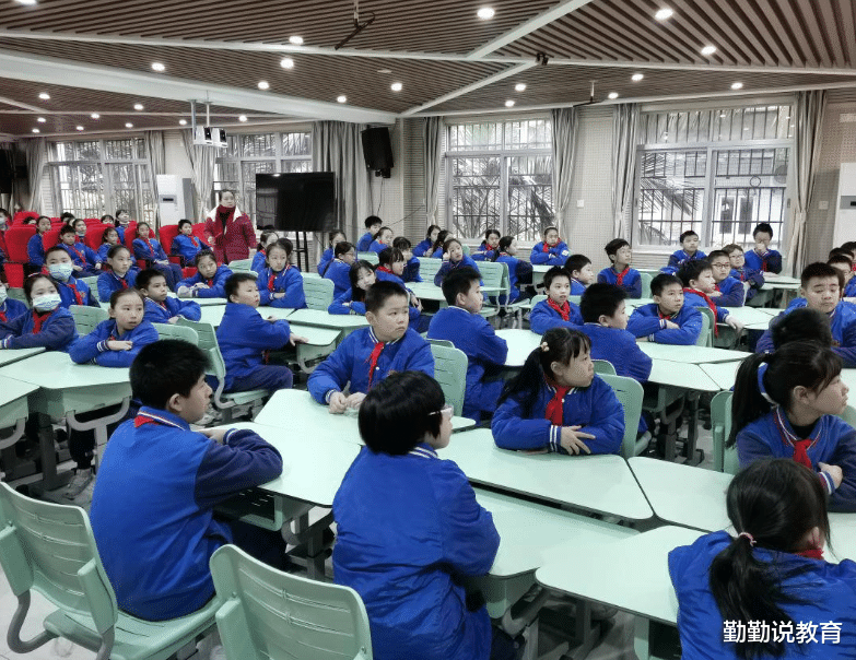 假期安排|大中小学生有望迎来“新假期”？放假时常7天左右，家长却犯了愁