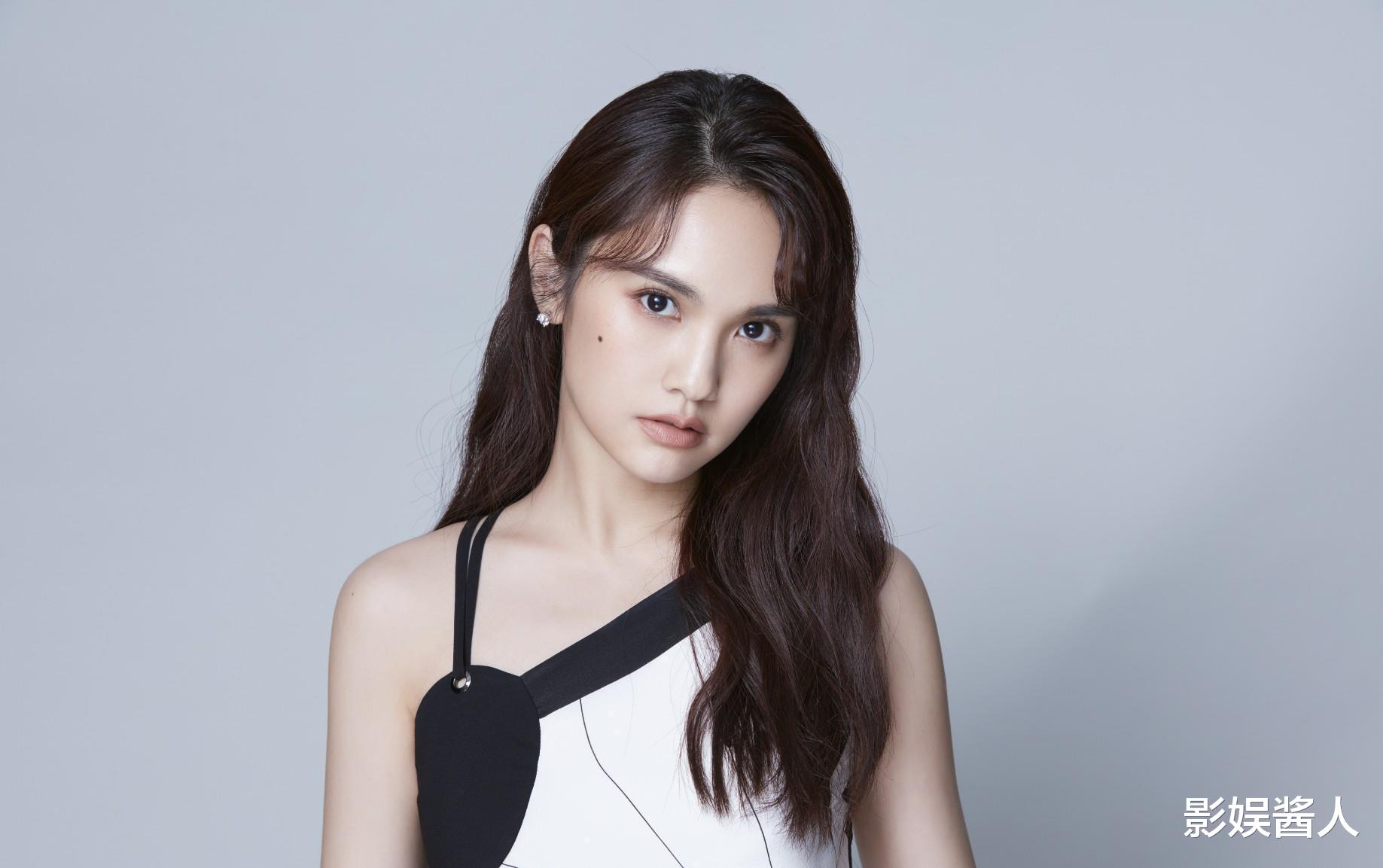 李荣浩|杨丞琳李荣浩两人奇怪的婚姻相处模式像极了假的，两人为什么不见面