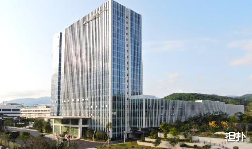 市值 创始人套现2百亿,公司市值蒸发2千多亿,利润72亿只分红7亿