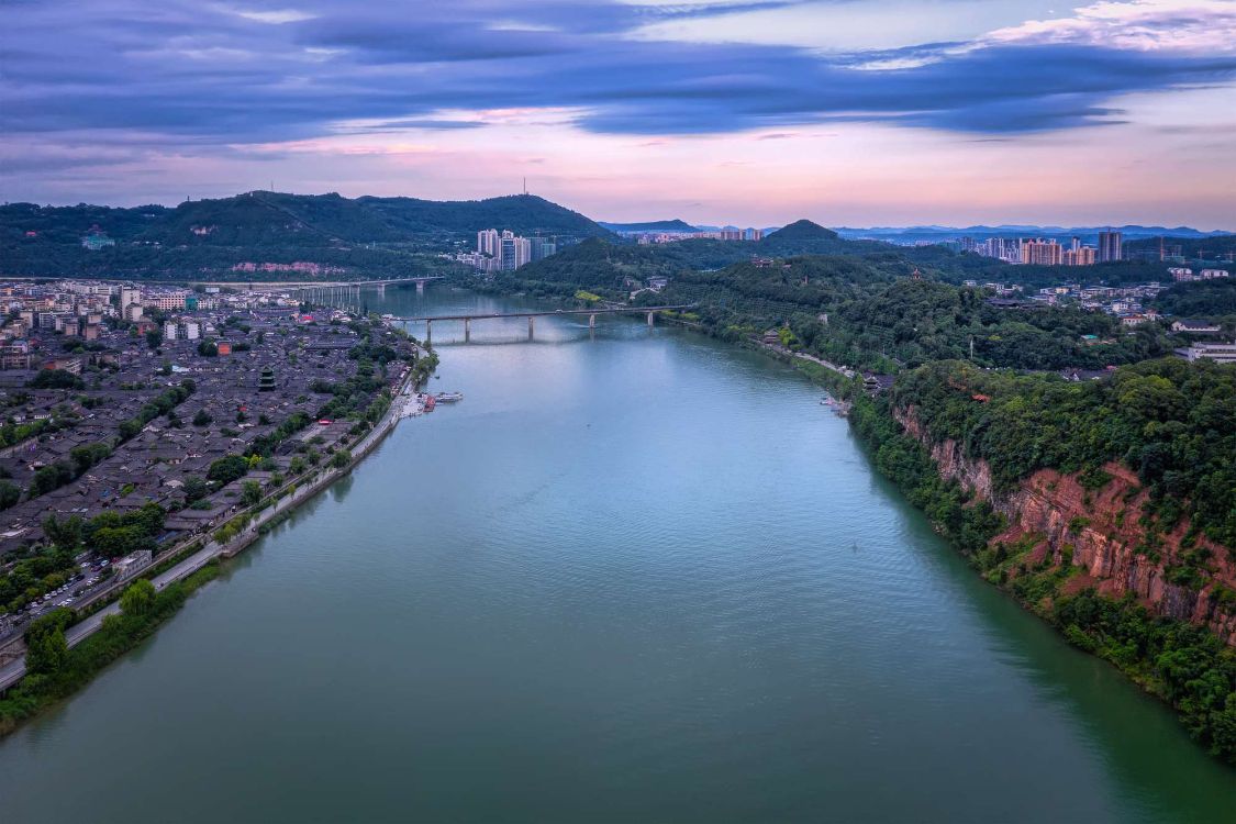 安徽 四川一个5A景区不再低调，五一登顶榜首，曾担任四川省会10多年