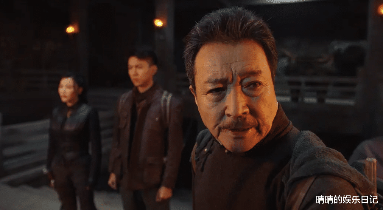 电影|实时热榜第一！电影《寻龙之发丘天棺》一出手，让多少盗墓剧脸红