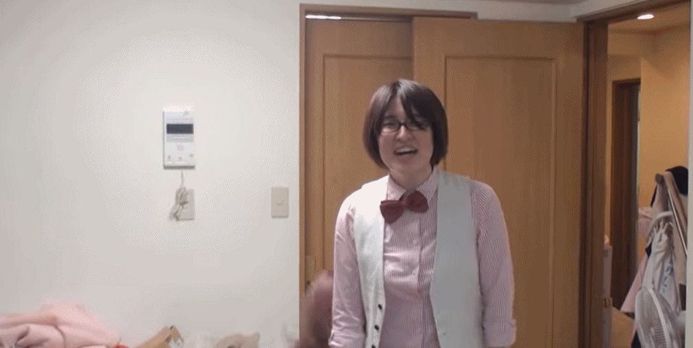 车晓|日本富二代妹子做摔跤手6年400场完败，把老爸亿元豪宅变垃圾场。网友：羡慕