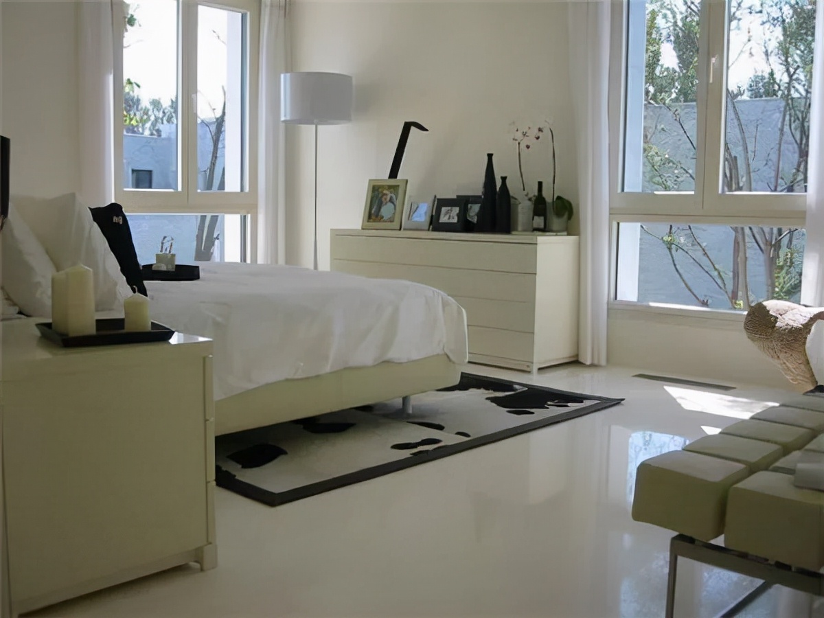 |邻居地面铺设只用水泥被我嘲笑土掉渣，装修效果却是高大上