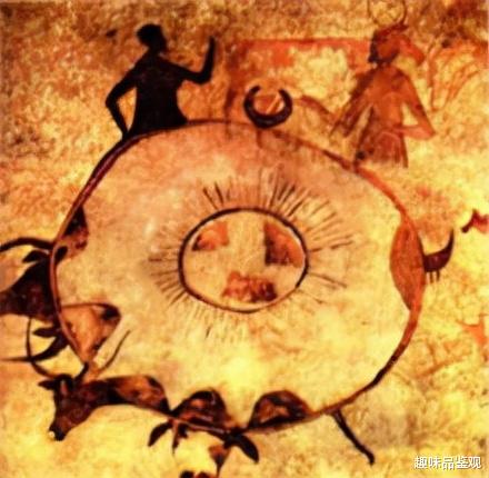 平流层 2013年在平流层发现一金属球，晶体表面有生物喷出，疑似外星生物