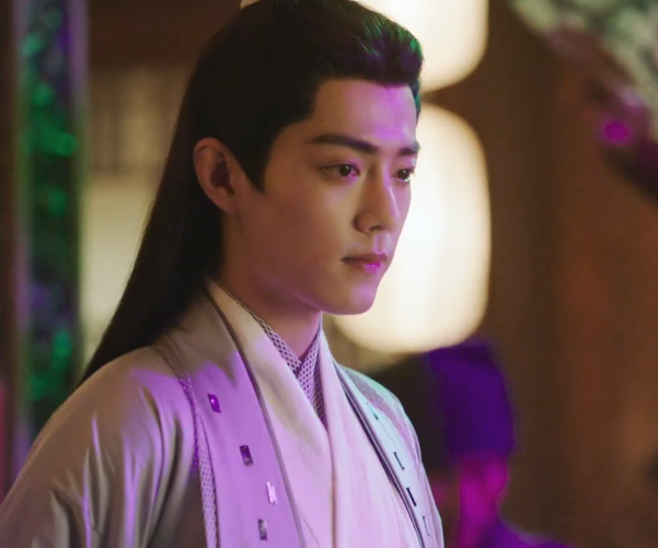 潘粤明|积压8年，播1天口碑就爆了，豆瓣大片好评，潘粤明选对了剧本