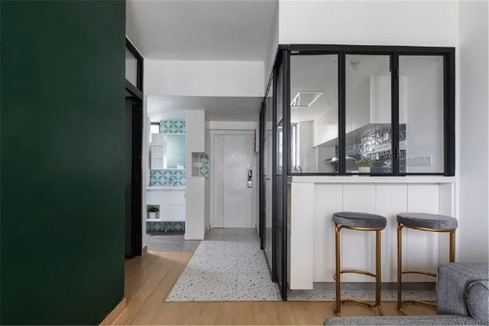 48㎡小户型做两室，却格外干净通透，不得不说，厨房设计是关键