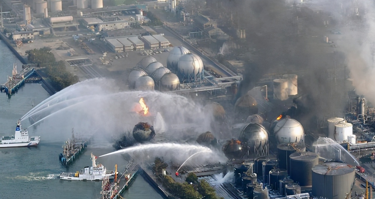 推背图|《推背图》第五十六象：未来终有一战，是谁导致了矛盾的激发？