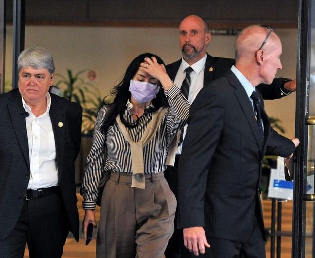 柚子解密 为抱美大腿陷害孟晚舟，汇丰付出代价！自食3大苦果苦不堪言