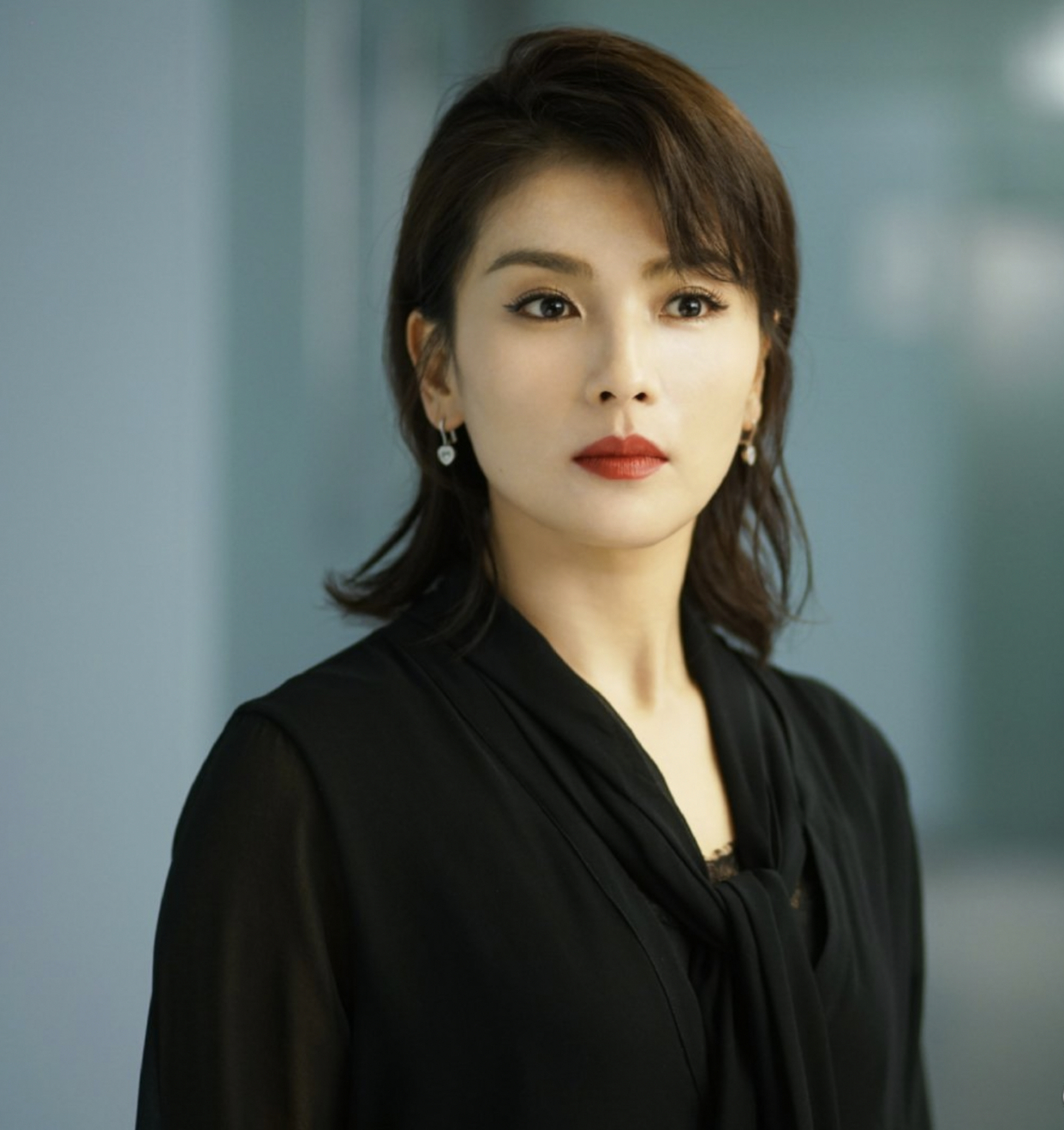 潮帮先生|李念新剧演刘涛闺蜜，一个小女人一个女强人，差7岁气质也大不同