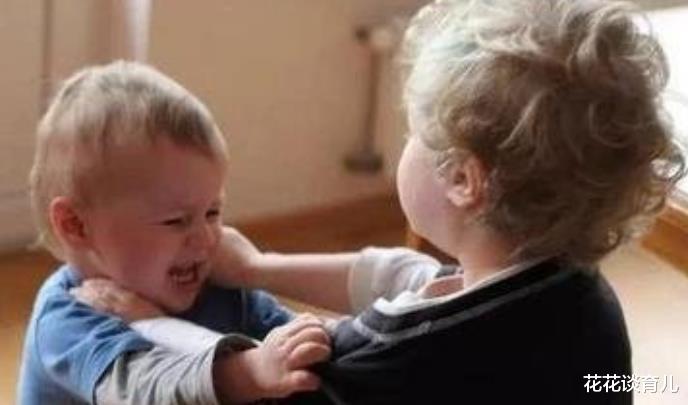 花花谈育儿|小孩子喜欢动不动打人，还是改不掉，其实可以这样做