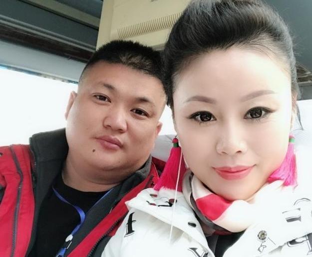 草帽姐|草帽姐为何被万人唾弃？看看她老公干了啥，难怪至今翻不了身