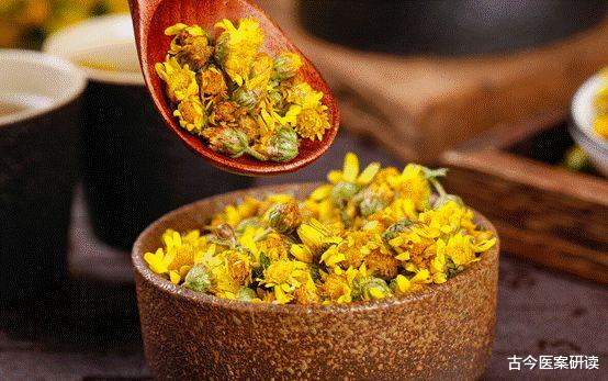 肝癌|“肝癌大户”已公布,是烟酒的十倍,医生:提醒爸妈,趁早撤下餐桌