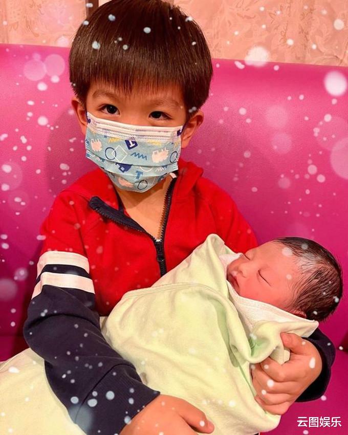 黎诺懿|恭喜！5亿驸马黎诺懿再当爸，妻子提前2周剖腹，生下6.36斤男娃