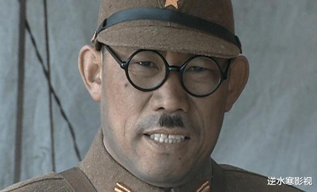 亮剑|他本是《亮剑》剧组的司机，被临时拉来客串，没想到如今片约不断