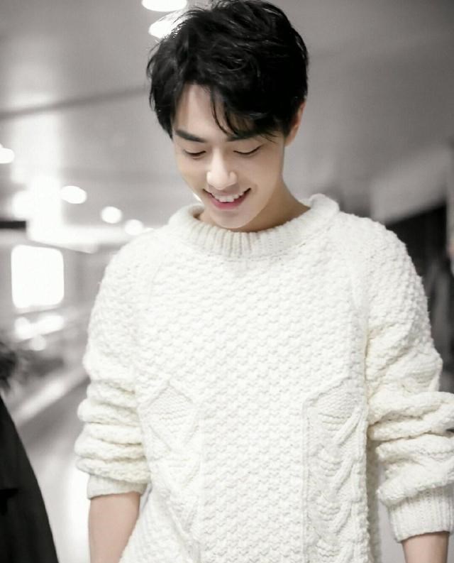 肖战|李昊阳感叹肖战“妈妈粉”的力量，一口气买了七件，备注肖战