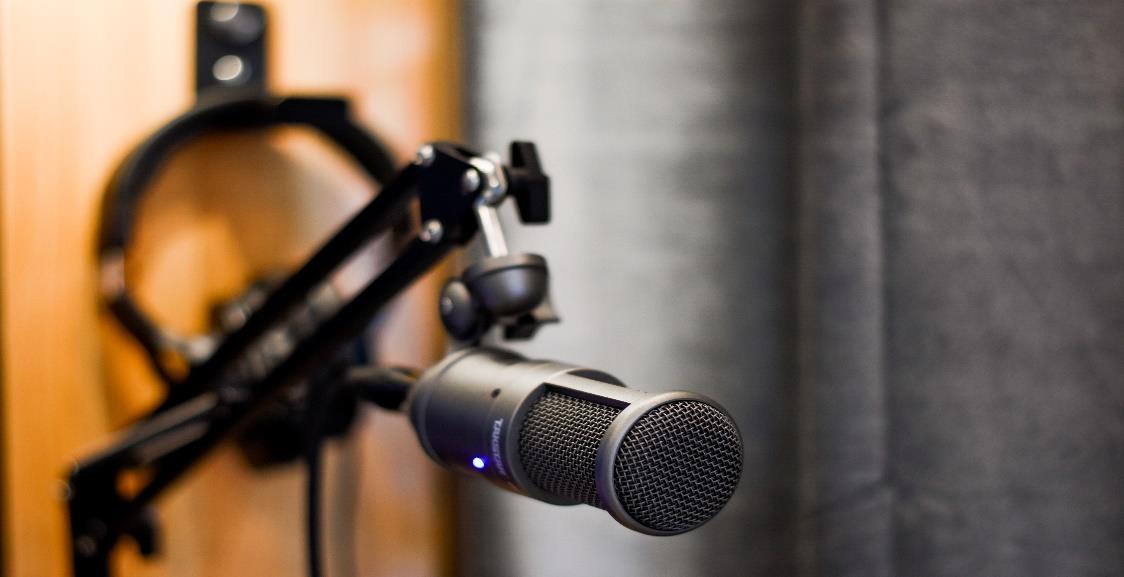 江南征|全网粉丝过亿，30天销额破8000万，小杨哥“反向带货”也疯狂？