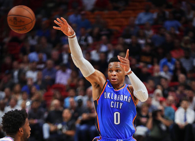 阿伦·艾弗森|状态全无！盘点NBA十大单场失误之王：一场比赛出现14次失误！