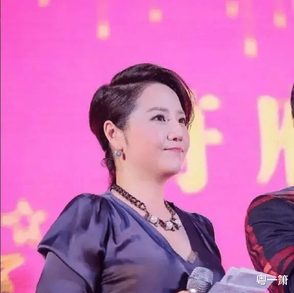 广东省|广东电视台主持界第一美人徐洁，她才是真正的广东一枝花