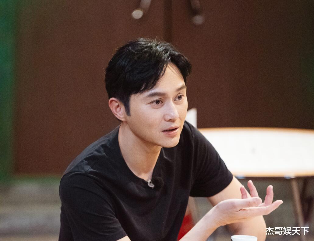 任达华|任达华简直就是人间清醒，《大湾仔的夜》缺的灵魂被他全找回来了