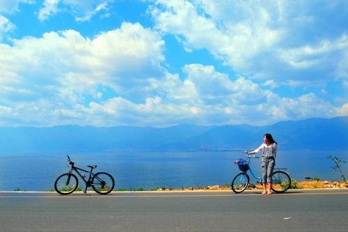 五行运势说 八字食伤星得令,任性要强,自命不凡缺少社会毒打