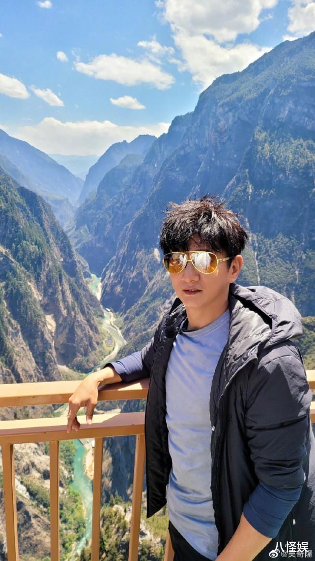 陈小纭|吴奇隆晒老婆视角庆生照，刘诗诗为老公定制蛋糕，甜喊他步爸超甜蜜