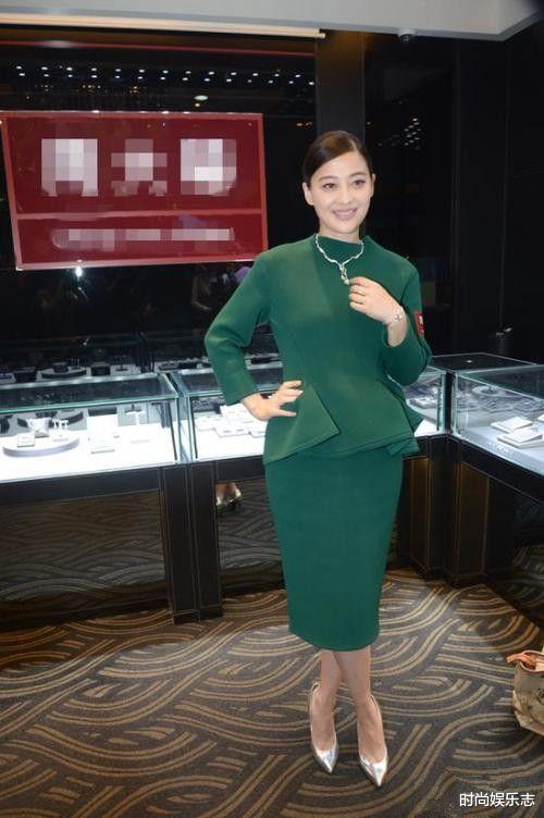 |梅婷不化妆真的一般！黑眼圈和眼袋太显老，看生图像个阿姨！