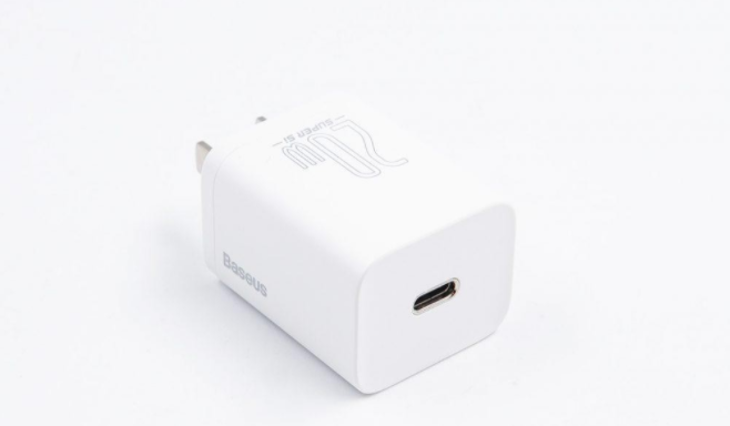 充电器|iPhone13充电器牌子哪个好？iPhone13充电器推荐