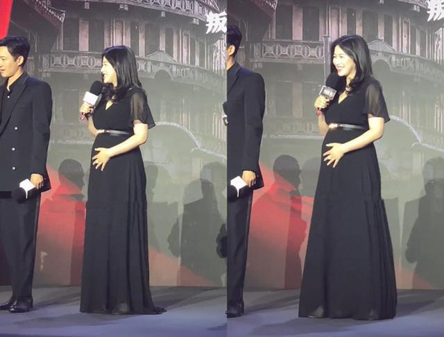 全球时尚风行|朱珠升级当妈真有福气！女儿首曝光颜值不俗，高鼻梁俩梨涡好精致