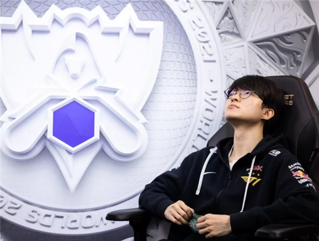 t1|faker收到迟来的道歉，曾多次挤占T1首发的中单：很荣幸也感谢哥
