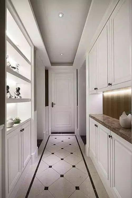 玄关吊顶这样一装，非常漂亮，立体时尚显大方！