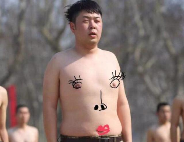 杜海涛|杜海涛从190瘦到160斤，撞脸权志龙，网友：终于理解沈梦辰的选择