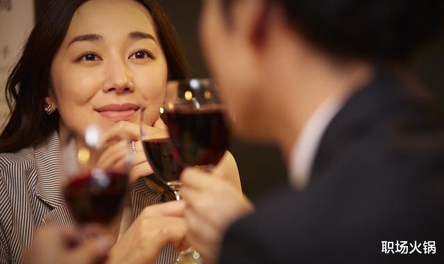 十二星座|老领导平稳退休，酒后吐真言，对我耳语10条潜规则，听话听音