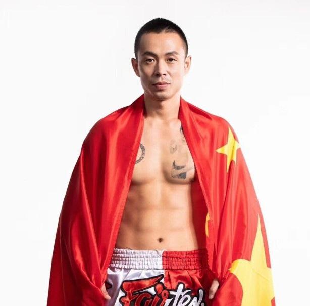木村翔|玄武跨界大战日本送酒工拳王，拳击规则下却抱摔，木村翔愤而退赛