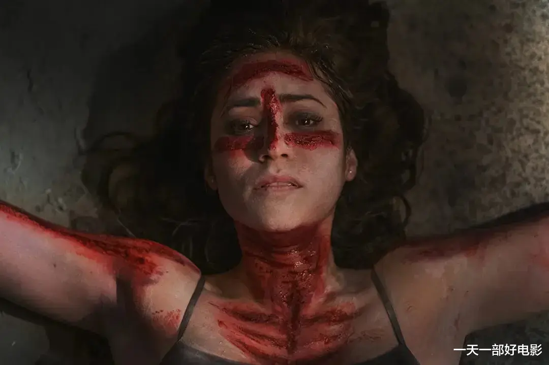 洛佩兹|全程高能，另类的小成本恐怖片《驱魔古法》