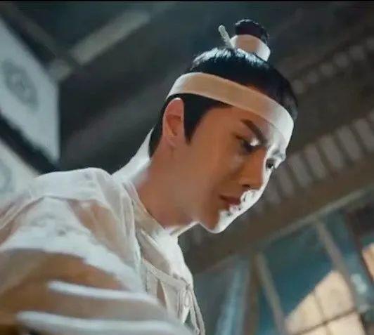 王一博|一扮古装颜值就下降，王一博新剧长脸、大鼻头引热议