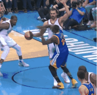 保羅|踢襠！惡犯！保羅末節(jié)被雪藏！冠軍夢(mèng)啊，蛋碎一地了