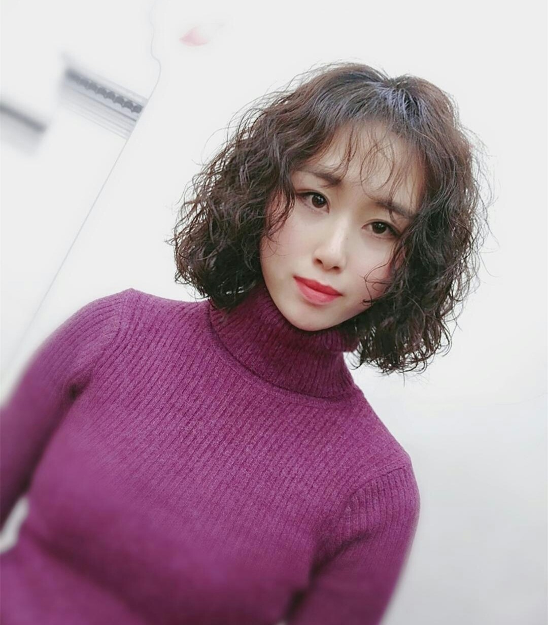 打底裤|女人过了50岁，发型这样剪，洋气时尚显气质